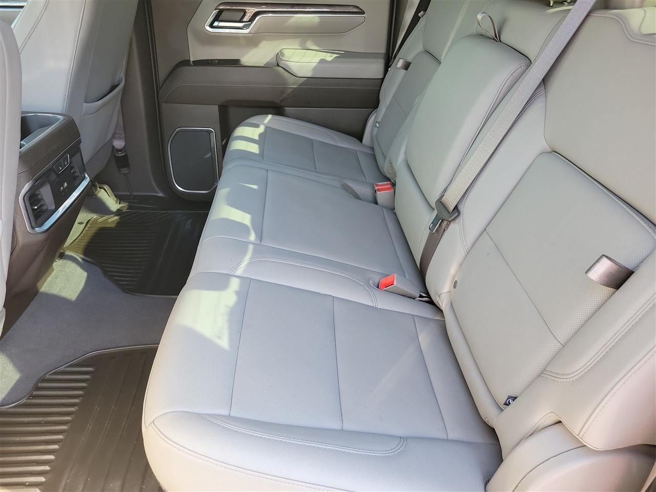 Chevrolet Silverado 1500 LTZ Crew Cab 4WD 2024