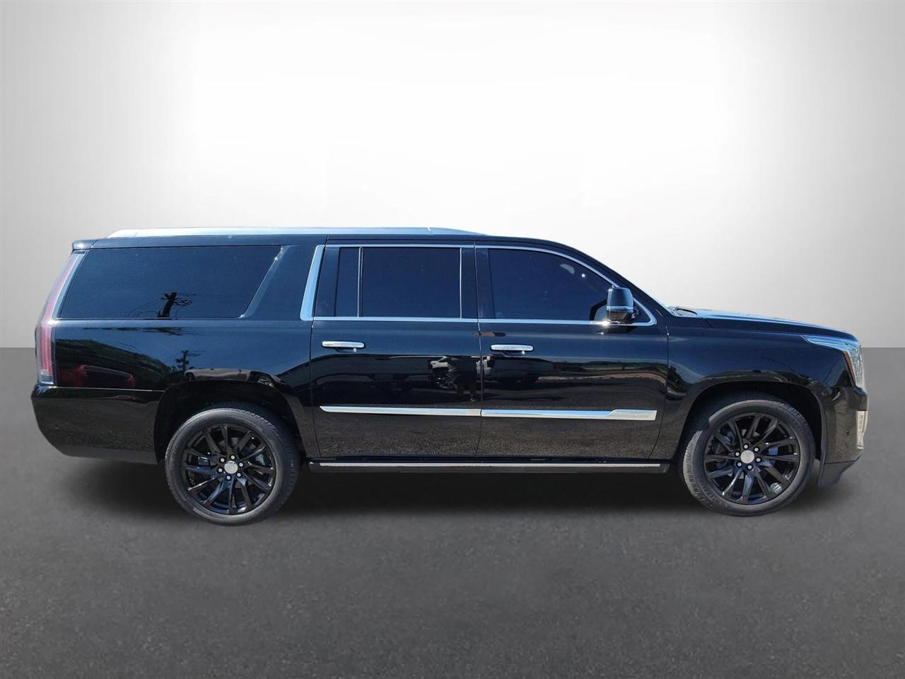 Cadillac Escalade ESV Platinum 4WD 2018
