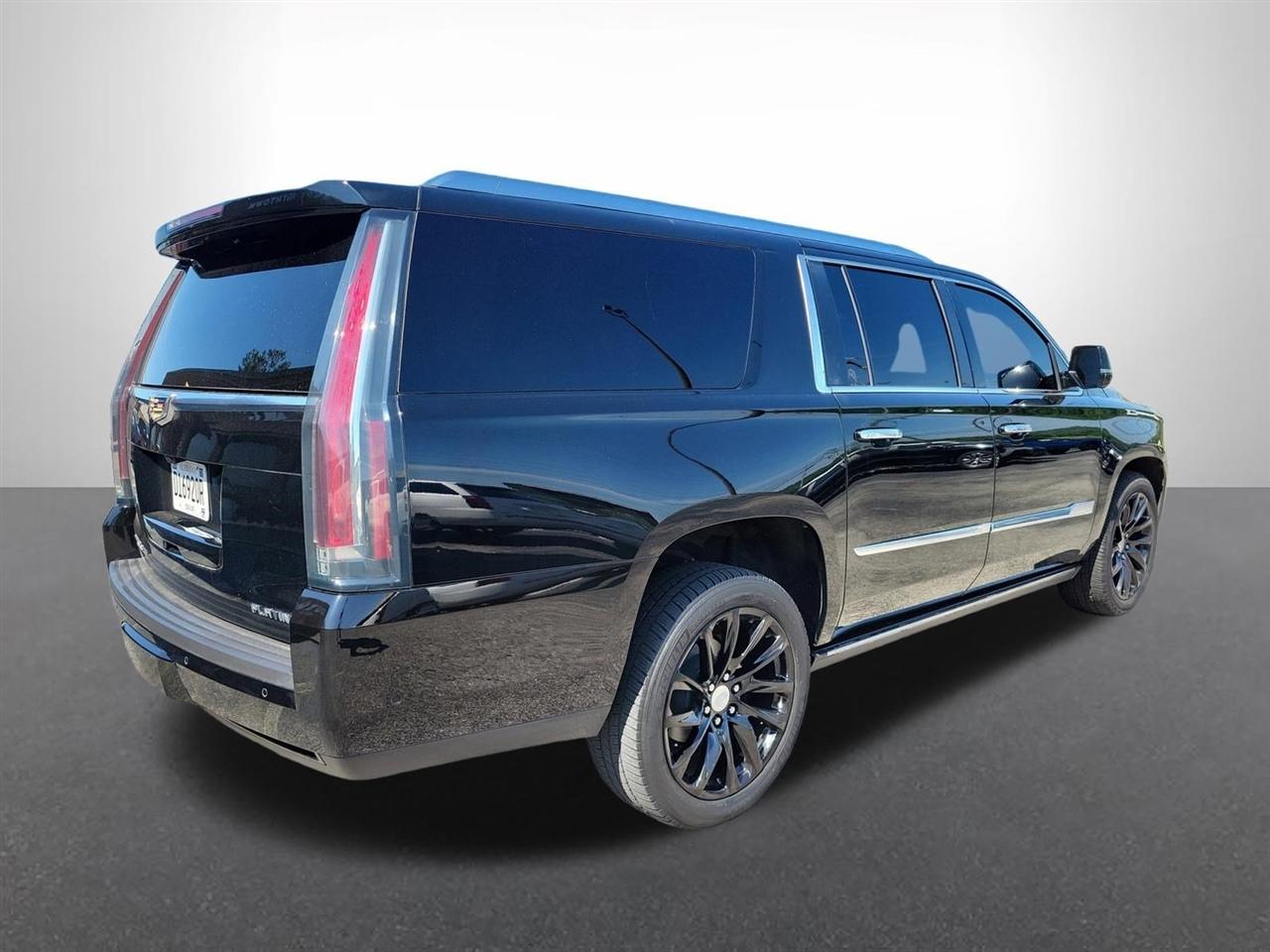 Cadillac Escalade ESV Platinum 4WD 2018