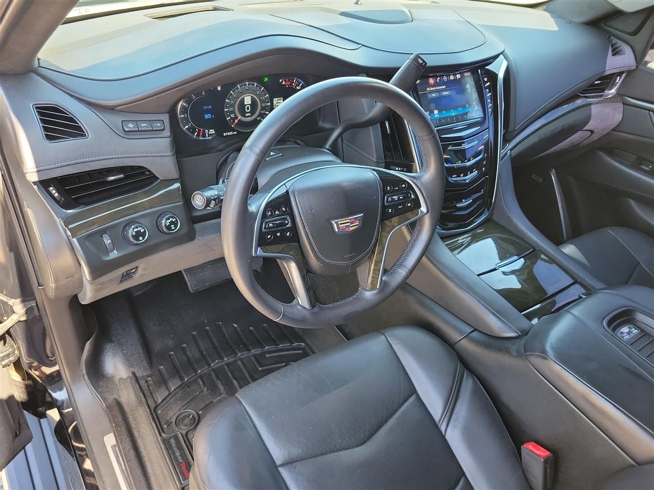 Cadillac Escalade ESV Platinum 4WD 2018