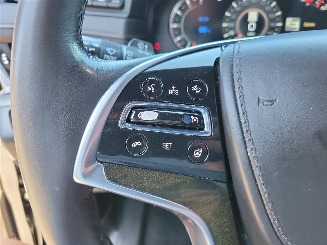 Cadillac Escalade ESV Platinum 4WD 2018