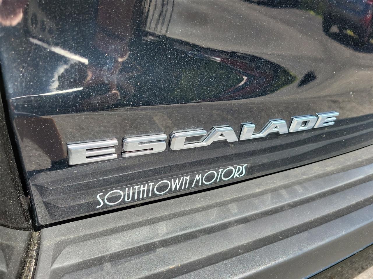Cadillac Escalade ESV Platinum 4WD 2018