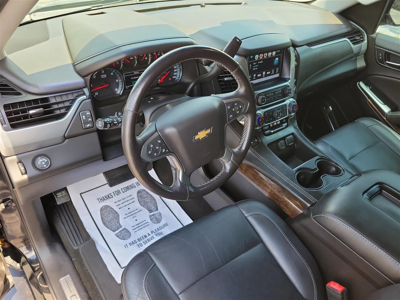 Chevrolet Suburban LT 2WD 2018