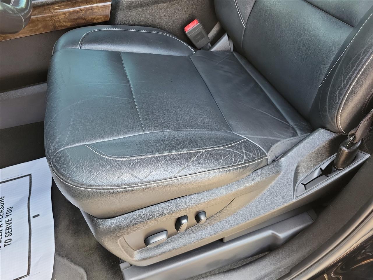 Chevrolet Suburban LT 2WD 2018