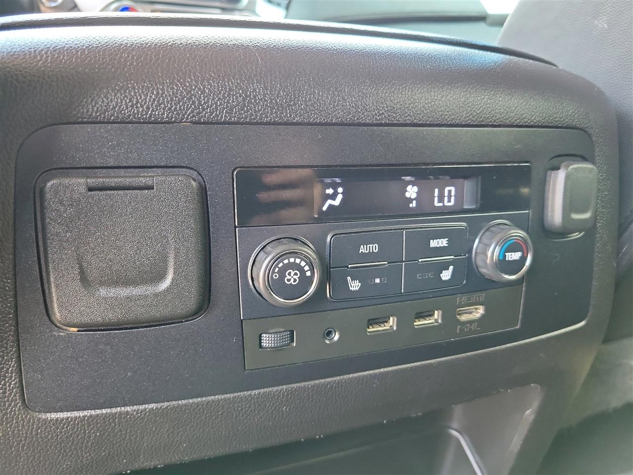 Chevrolet Suburban LT 2WD 2018