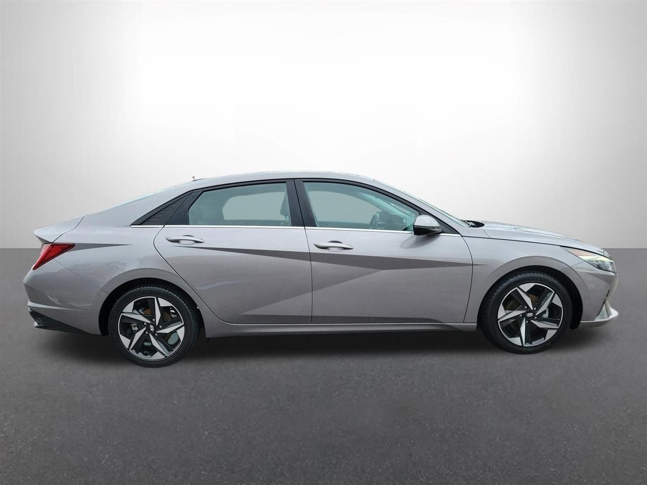 Hyundai Elantra Limited 2023