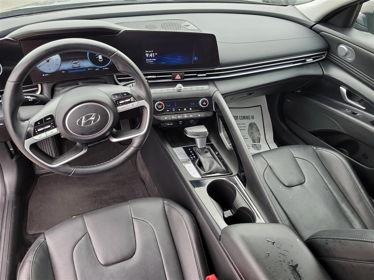 Hyundai Elantra Limited 2023
