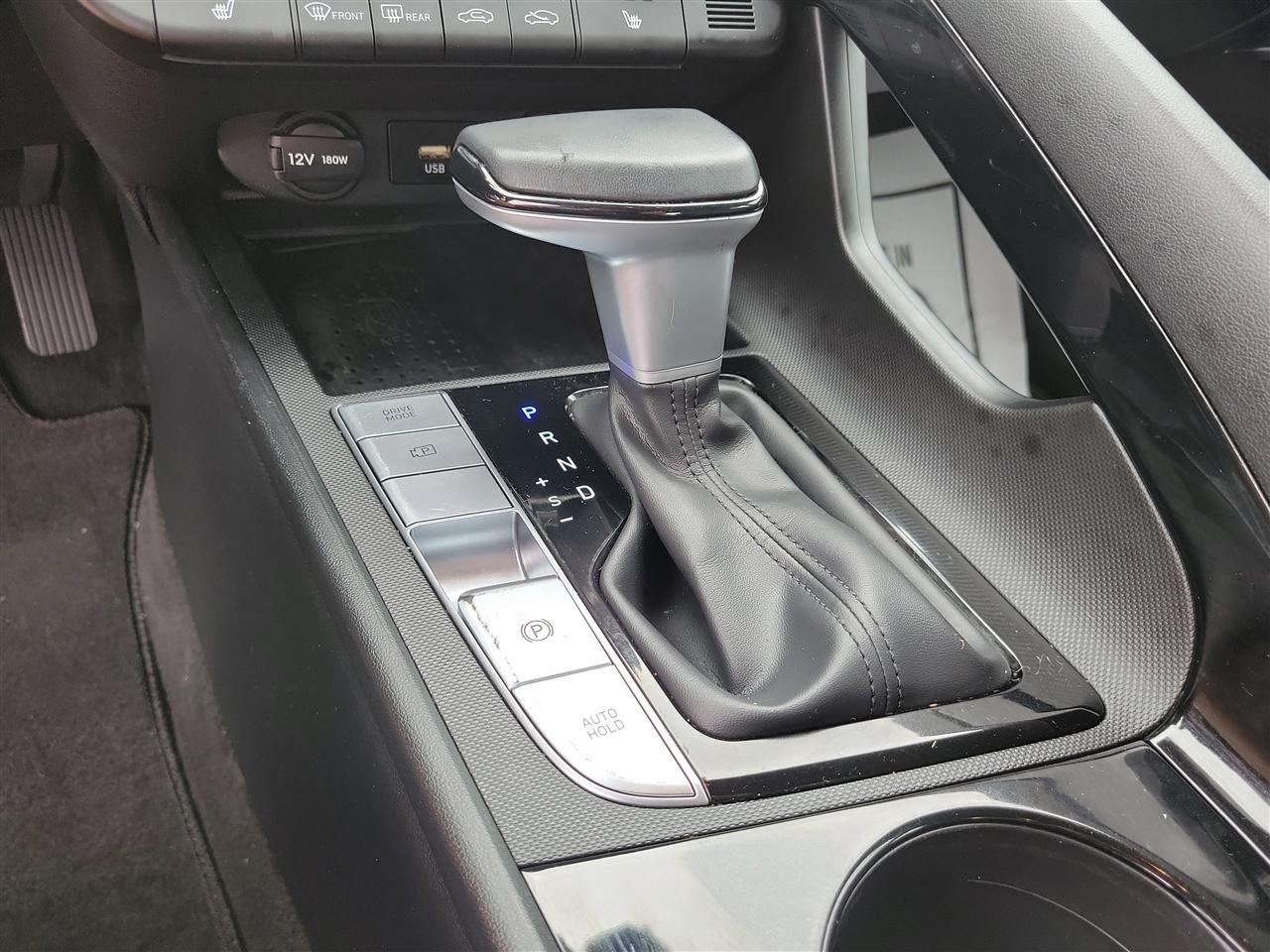 Hyundai Elantra Limited 2023