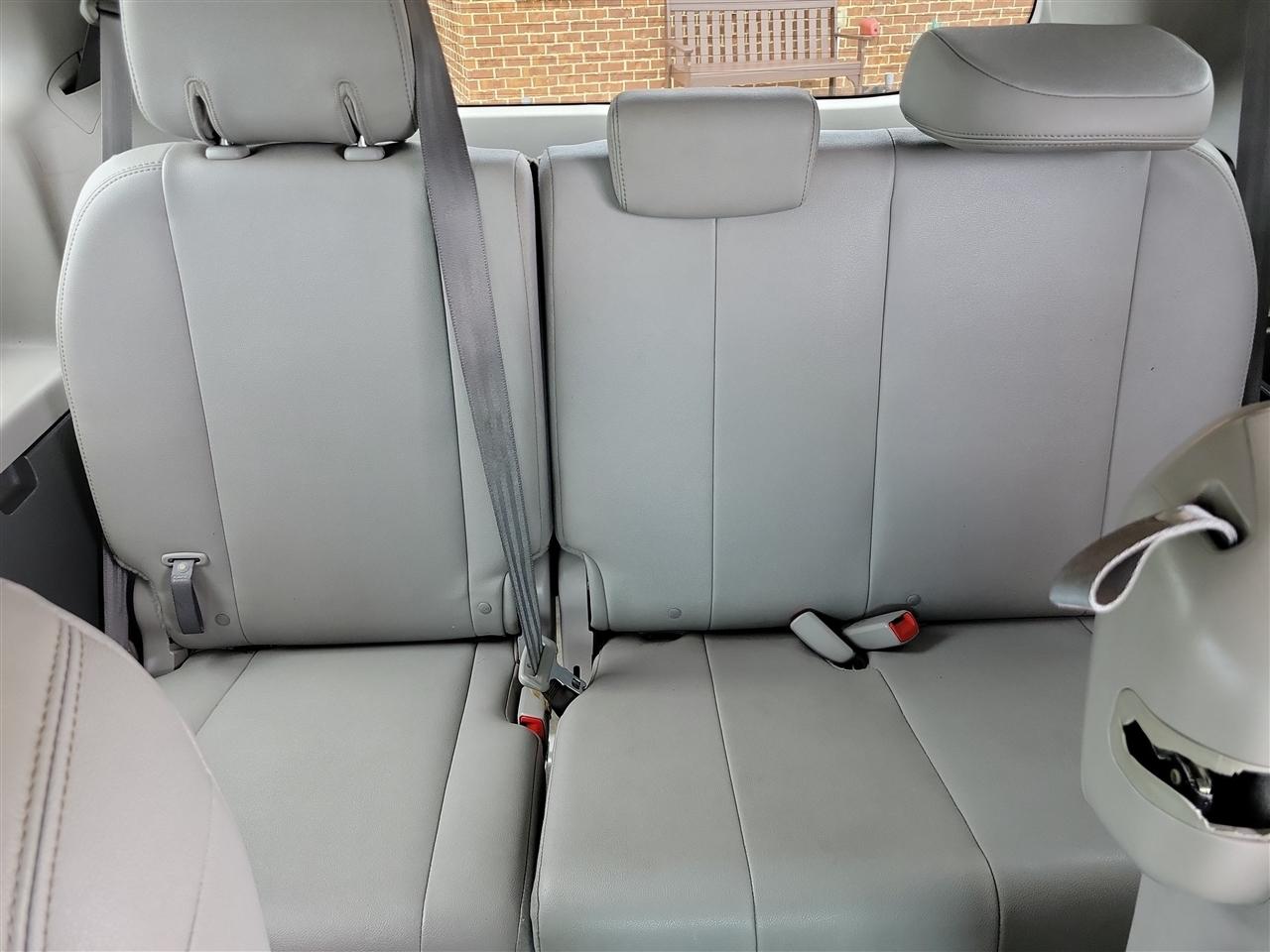 Toyota Sienna Limited Premium 7-Passenger 2017