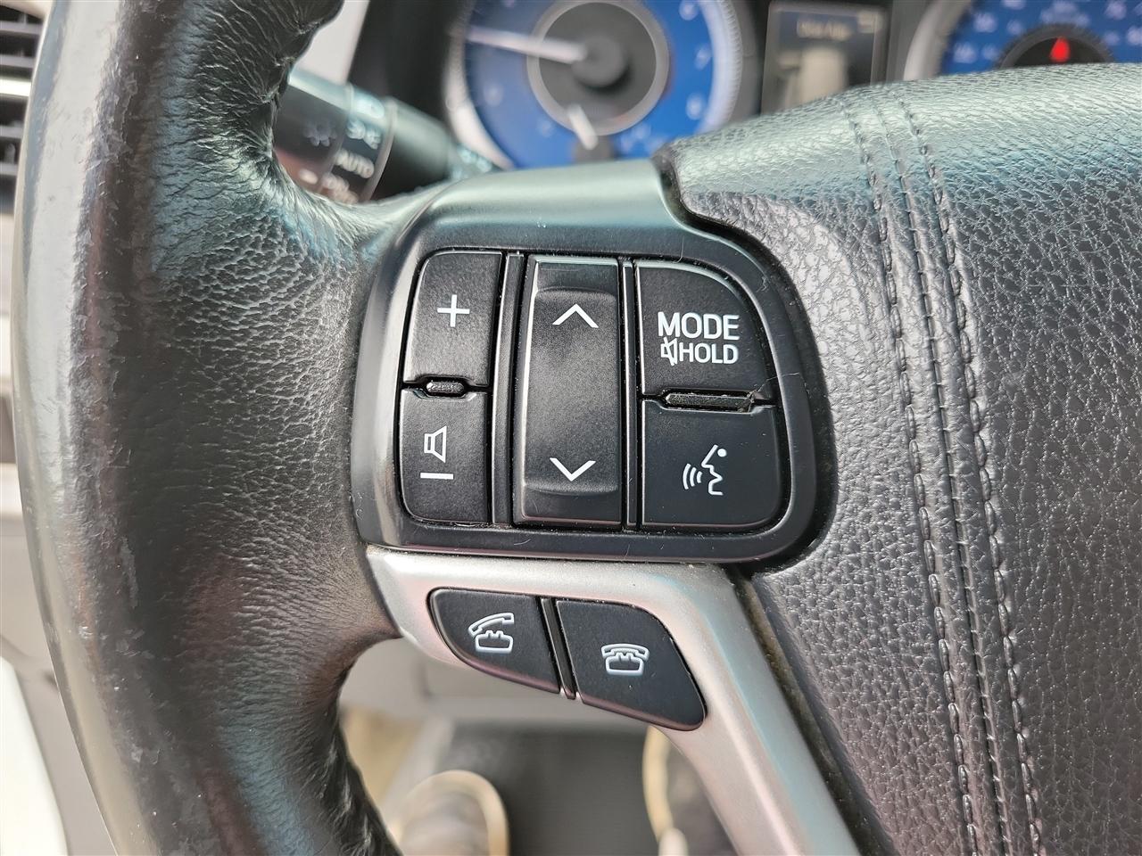 Toyota Sienna Limited Premium 7-Passenger 2017