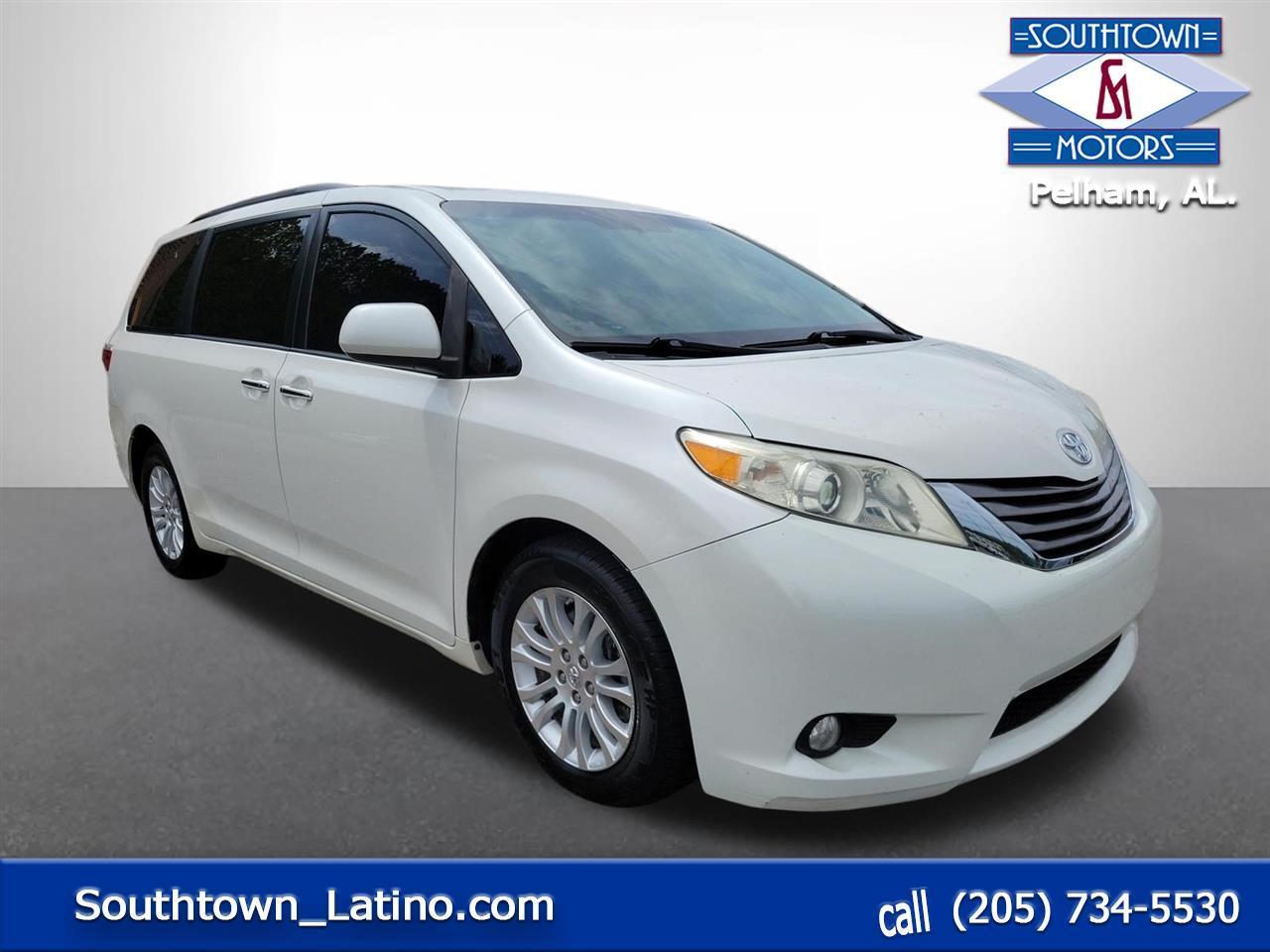 Toyota Sienna Limited Premium 7-Passenger 2017
