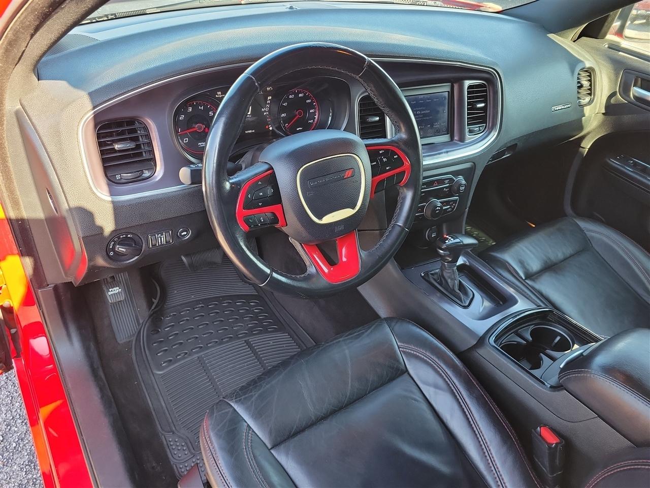 Dodge Charger SXT 2018