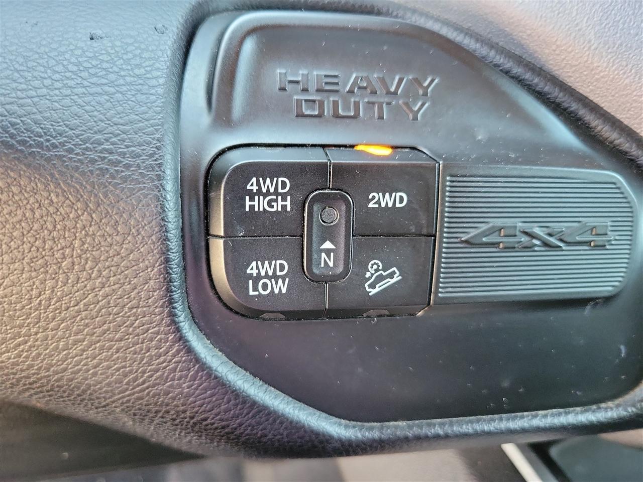 RAM 2500 Tradesman Crew Cab SWB 4WD 2024