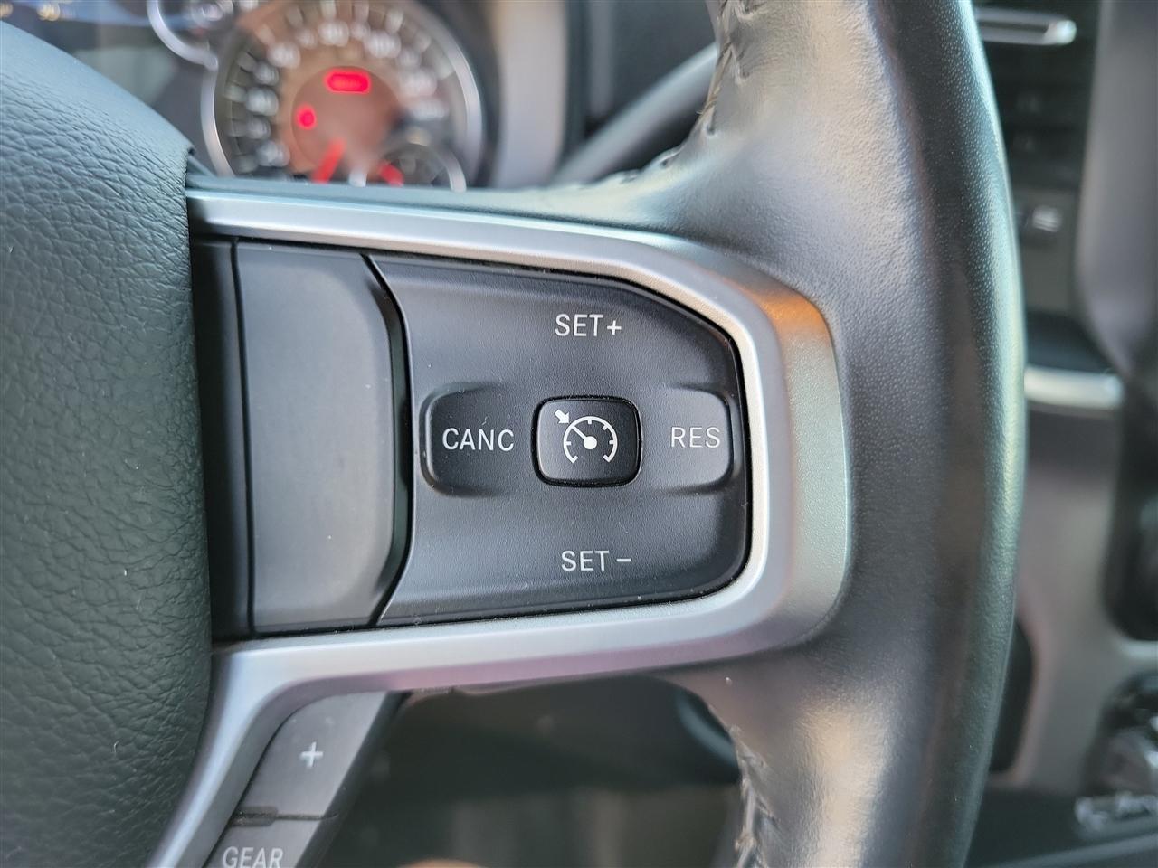 RAM 2500 Tradesman Crew Cab SWB 4WD 2024