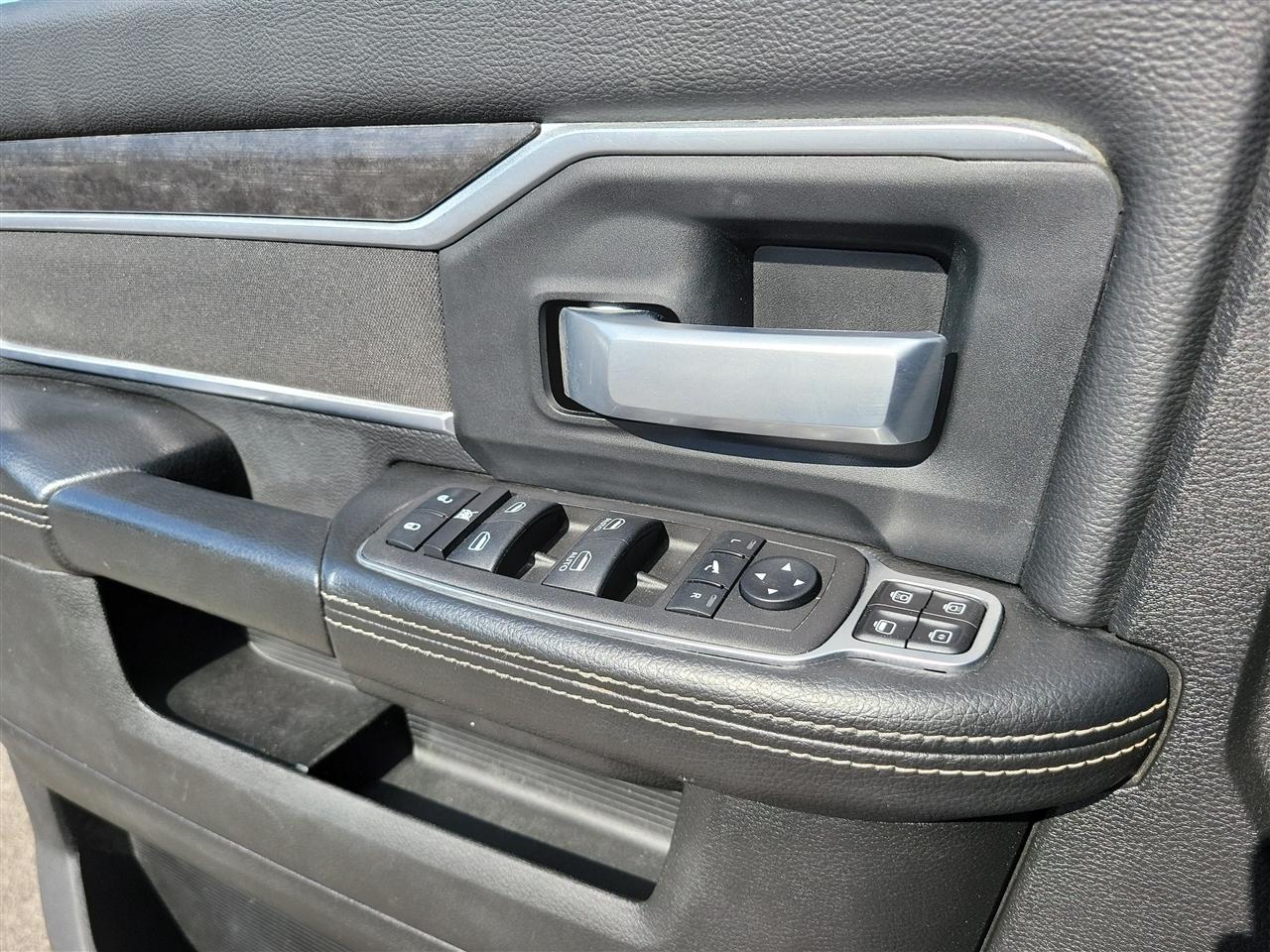 RAM 2500 Tradesman Crew Cab SWB 4WD 2024