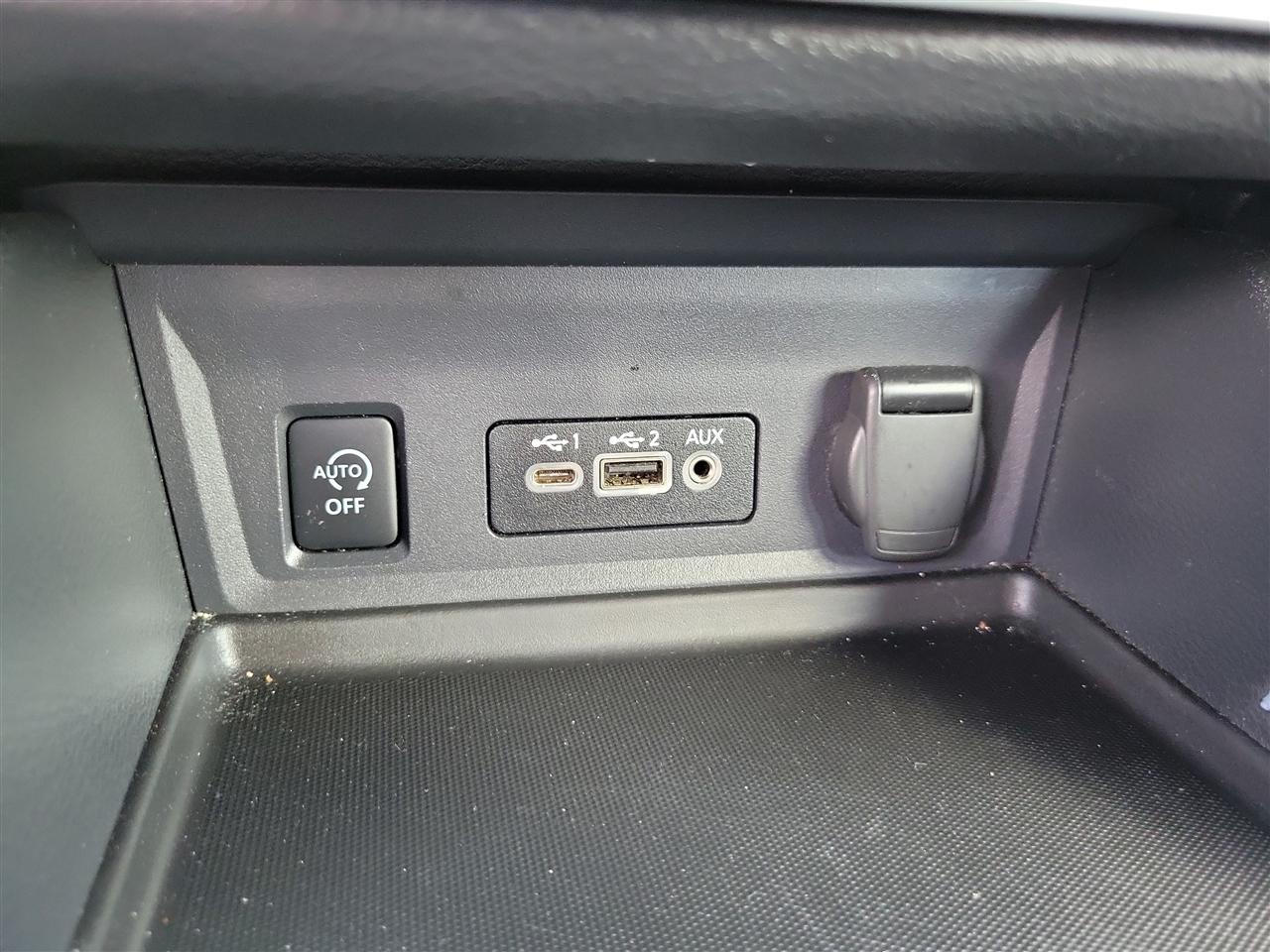 Nissan Sentra SV 2024