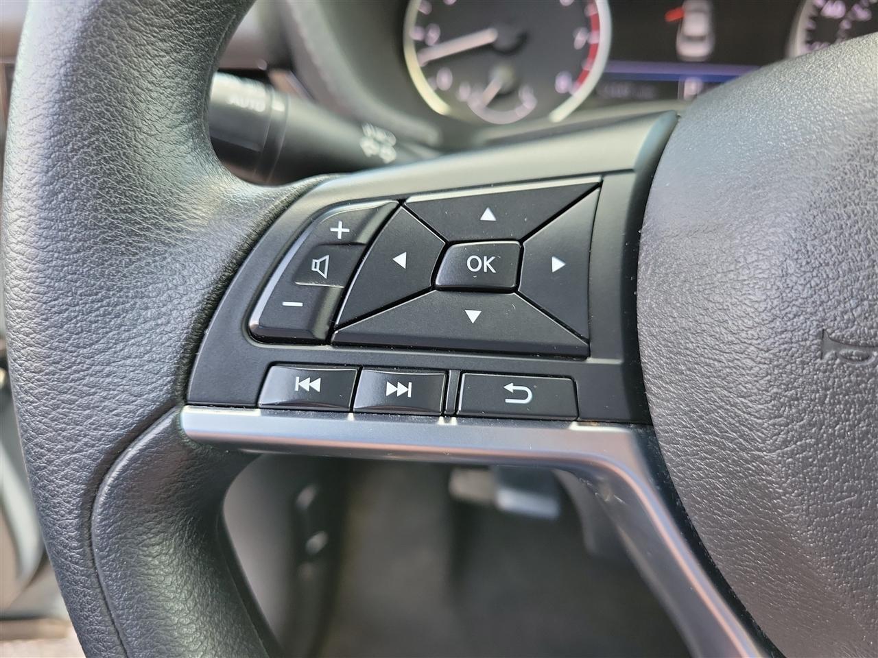 Nissan Sentra SV 2024
