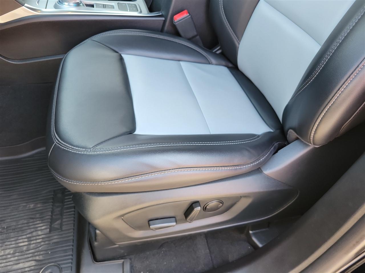 Ford Explorer  2023