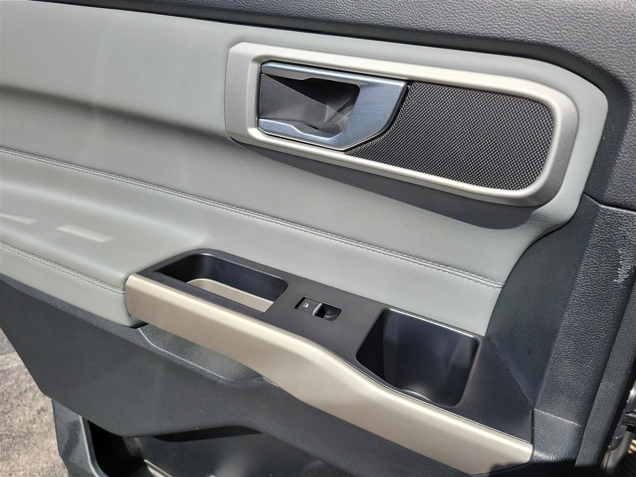 Ford Explorer  2023