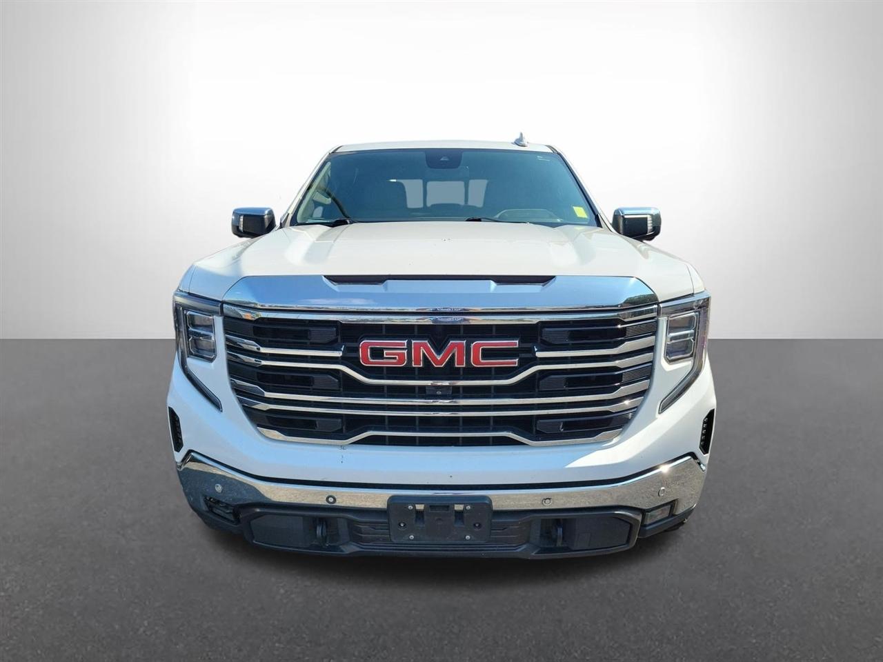 GMC Sierra 1500 SLT Crew Cab 4WD 2022