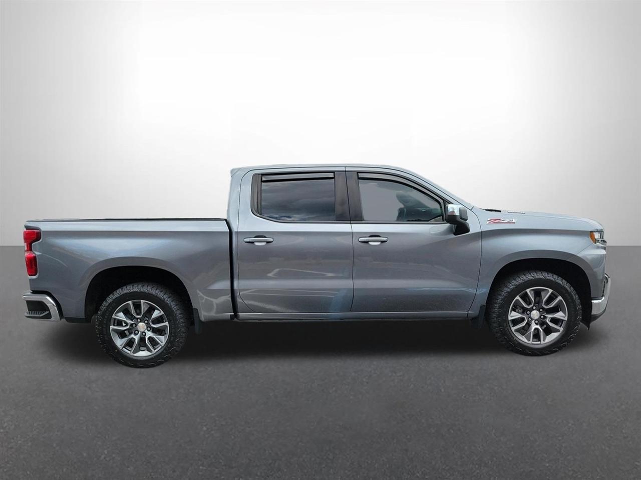 Chevrolet Silverado 1500 LT Crew Cab 4WD 2021