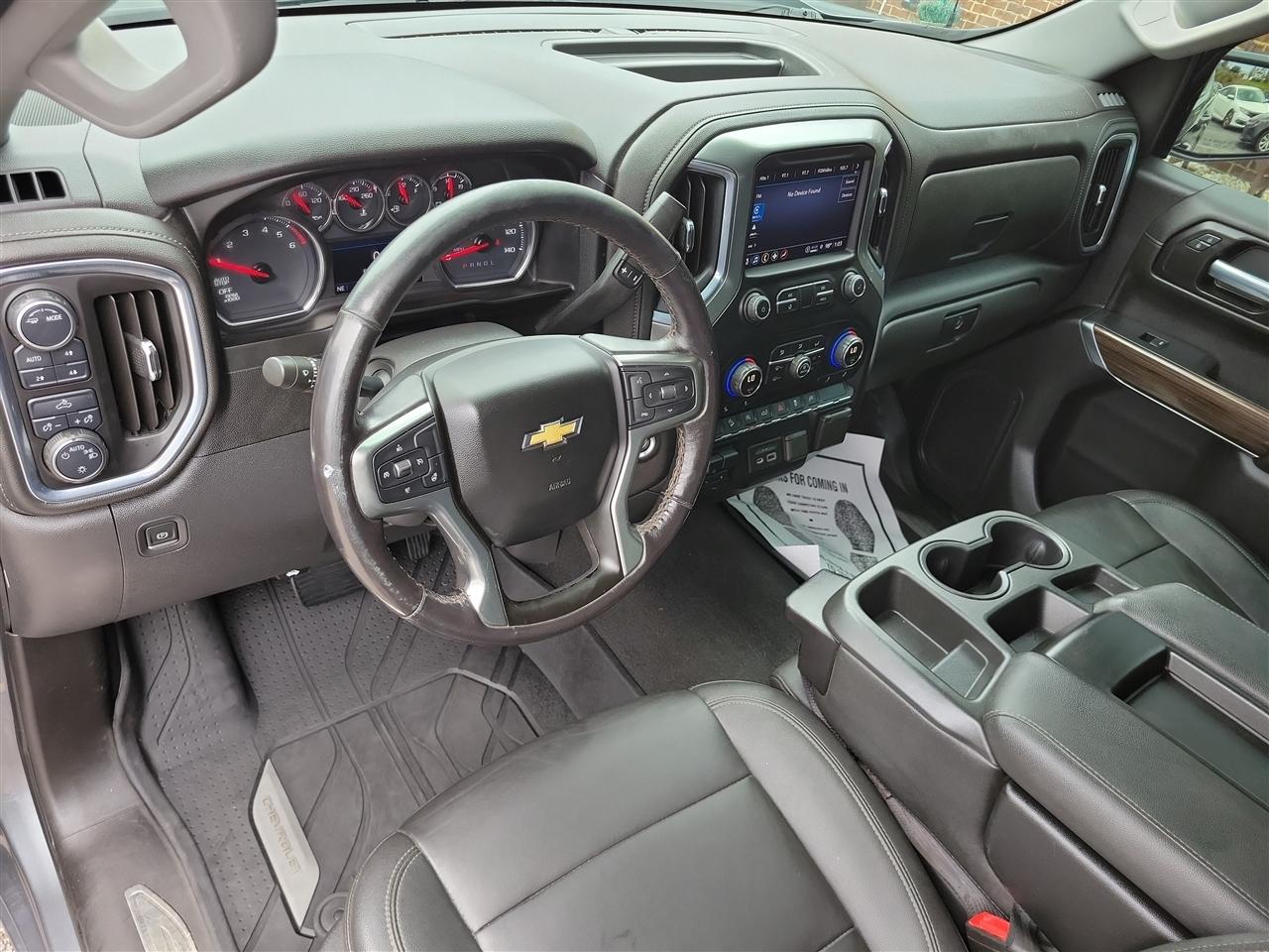 Chevrolet Silverado 1500 LT Crew Cab 4WD 2021
