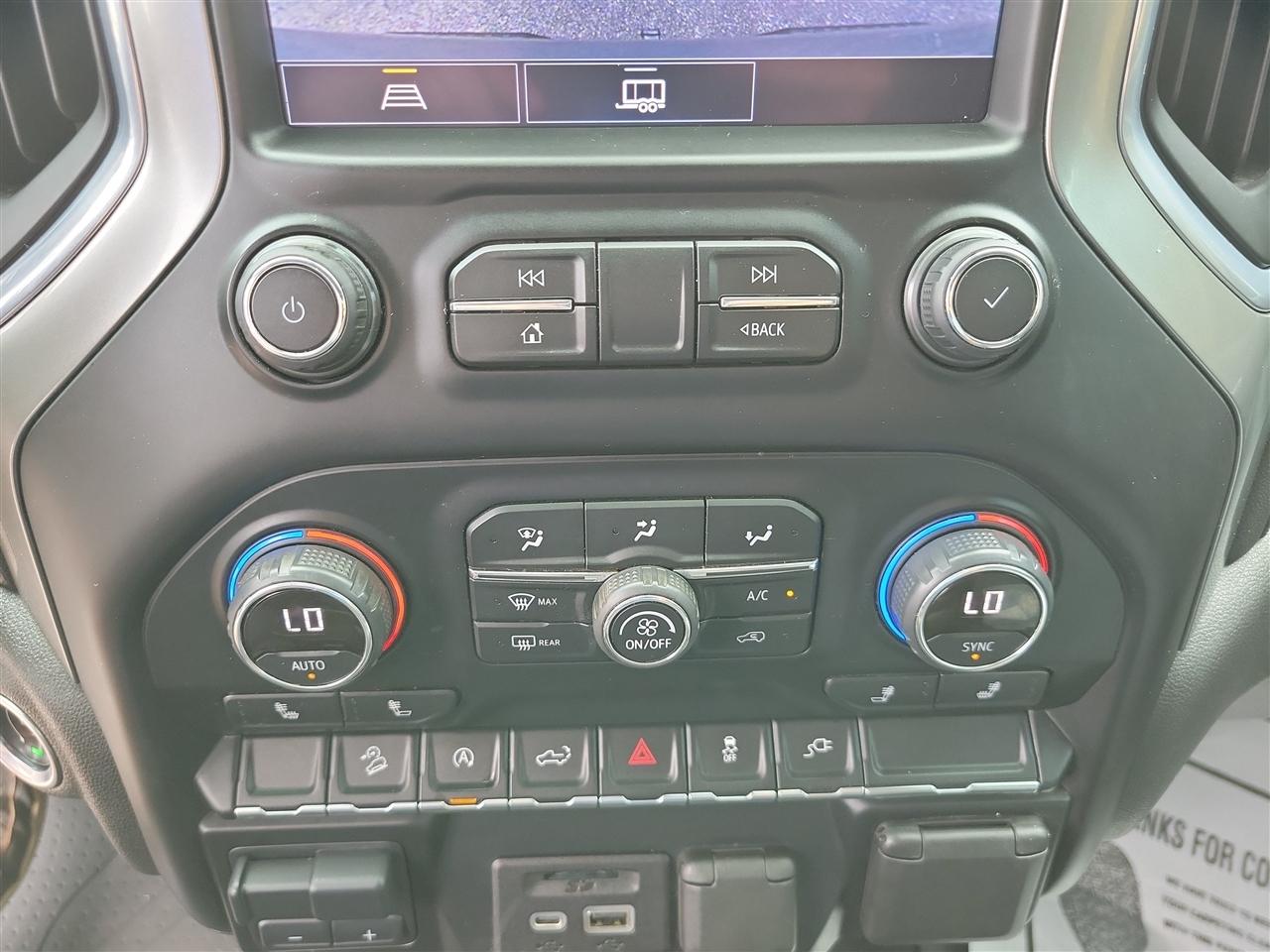 Chevrolet Silverado 1500 LT Crew Cab 4WD 2021