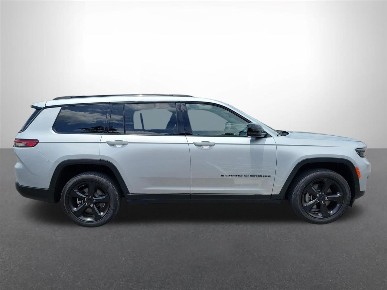 Jeep Grand Cherokee L Laredo 2021