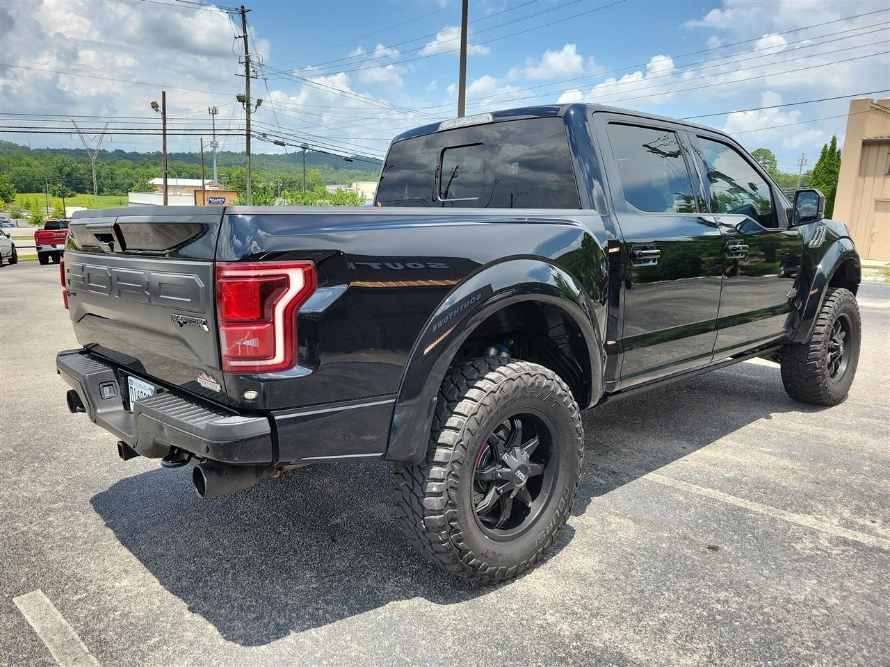 Ford F-150 Raptor SuperCrew 4WD 2018