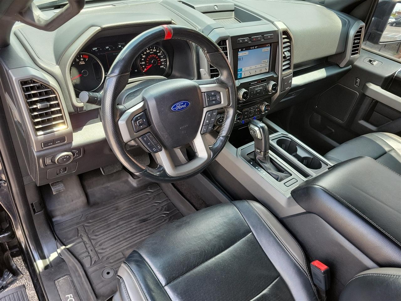 Ford F-150 Raptor SuperCrew 4WD 2018