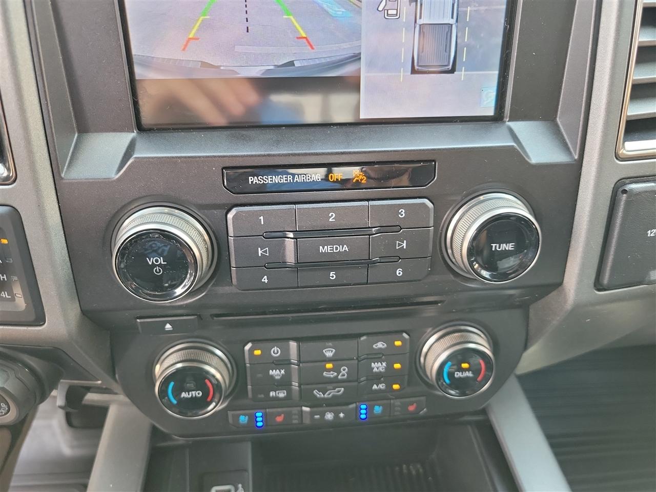 Ford F-150 Raptor SuperCrew 4WD 2018
