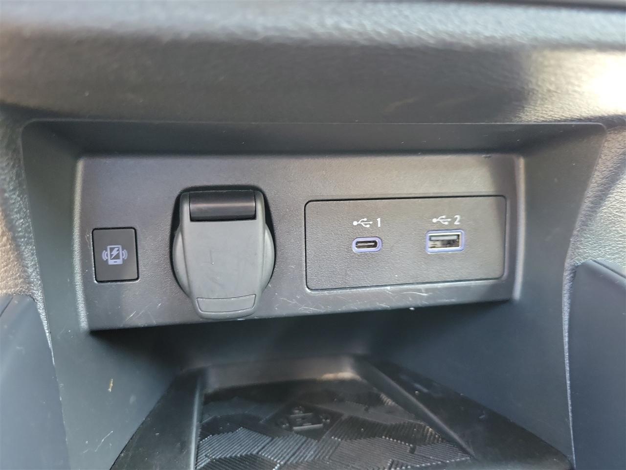Nissan Versa SR 2024