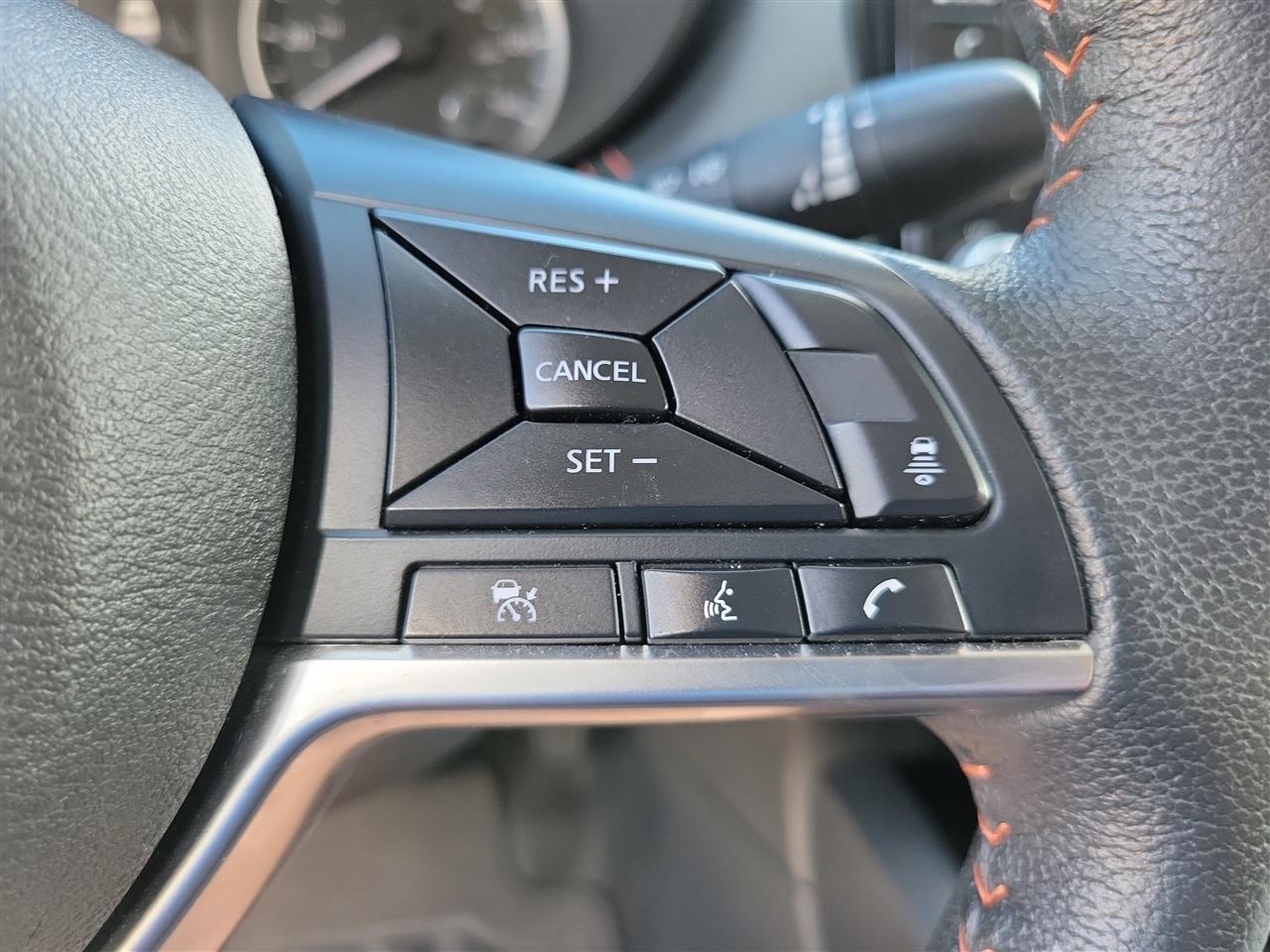 Nissan Versa SR 2024