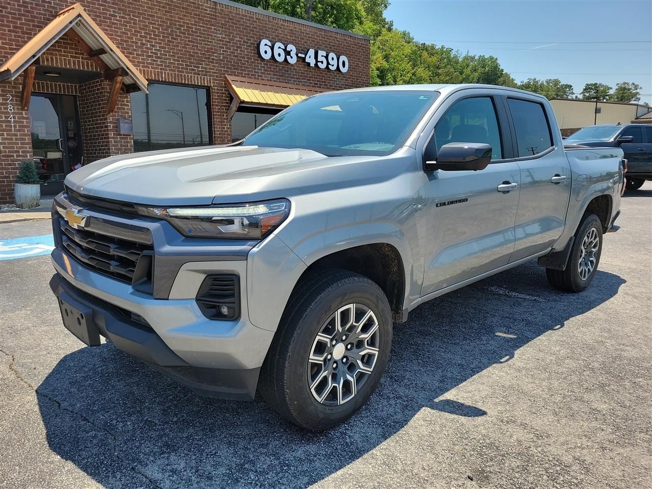 Chevrolet Colorado LT Crew Cab 2WD 2023