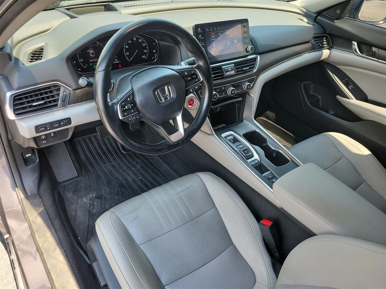 Honda Accord Touring 2.0T 2020