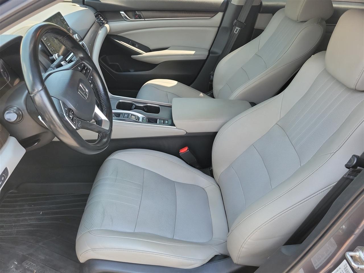 Honda Accord Touring 2.0T 2020