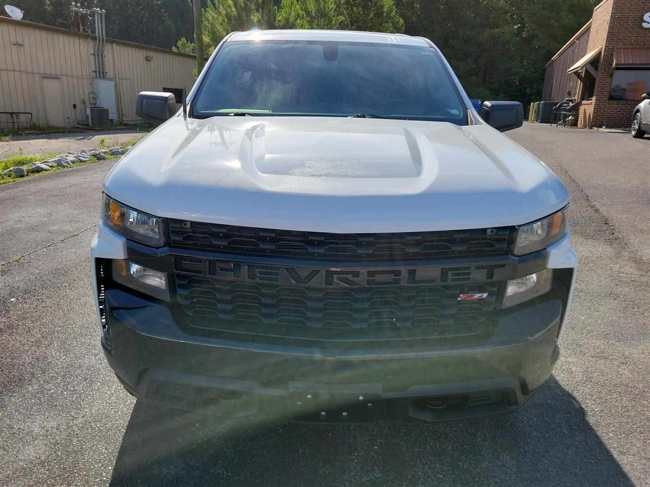 Chevrolet Silverado 1500 Custom Trail Boss Crew Cab Long Box 4WD 2020