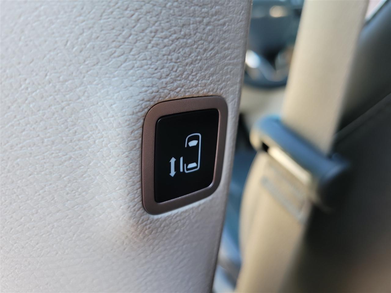 Chrysler Pacifica Touring L 2023