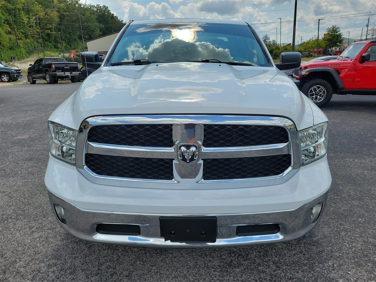 RAM 1500 Classic Tradesman Crew Cab SWB 4WD 2019