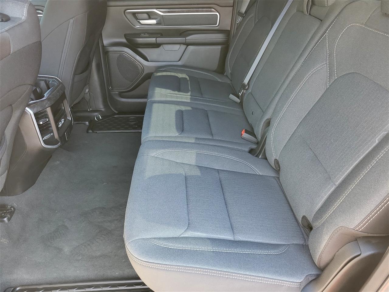 RAM 1500 Big Horn Crew Cab SWB 4WD 2023