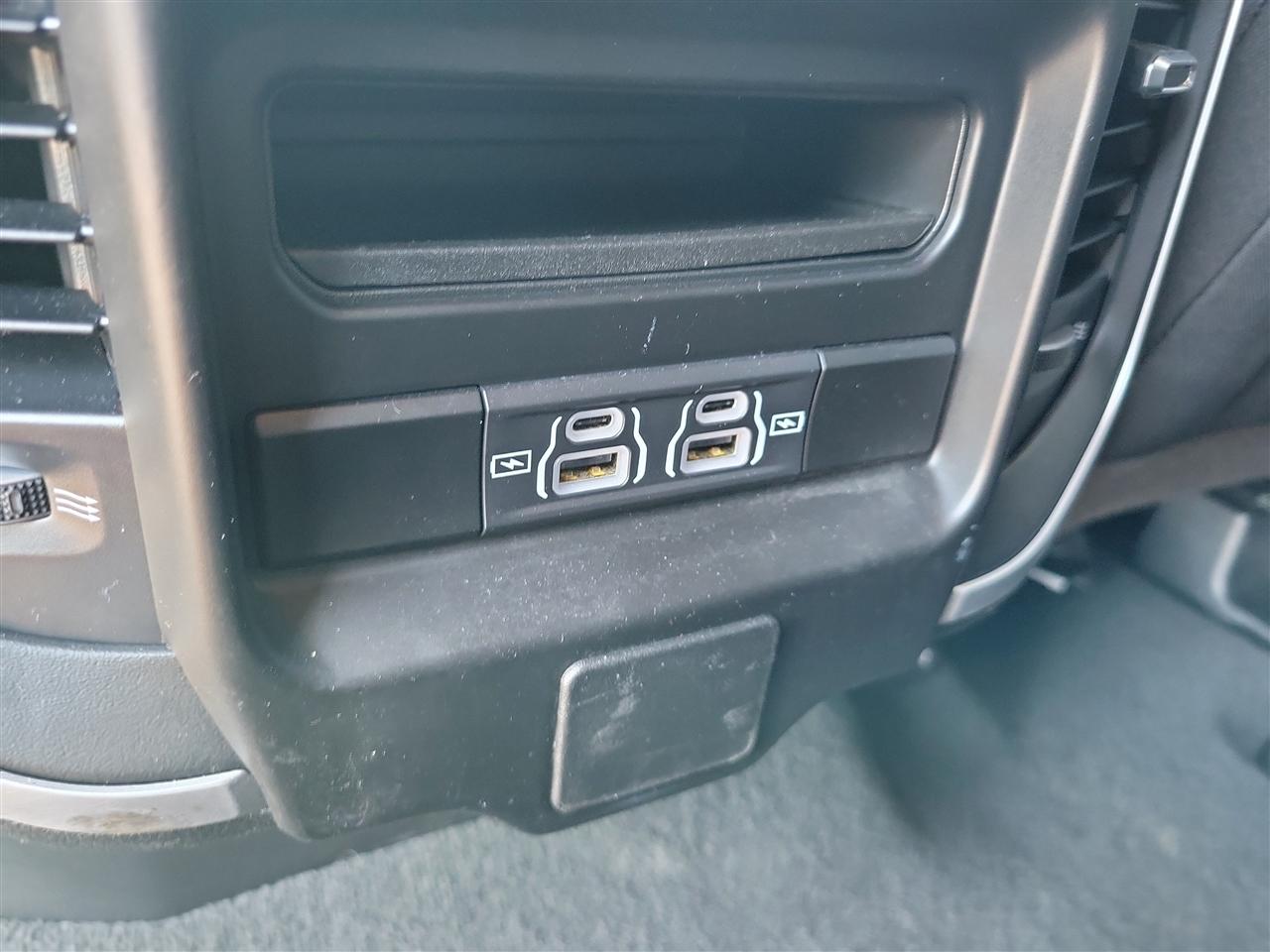 RAM 1500 Big Horn Crew Cab SWB 4WD 2023