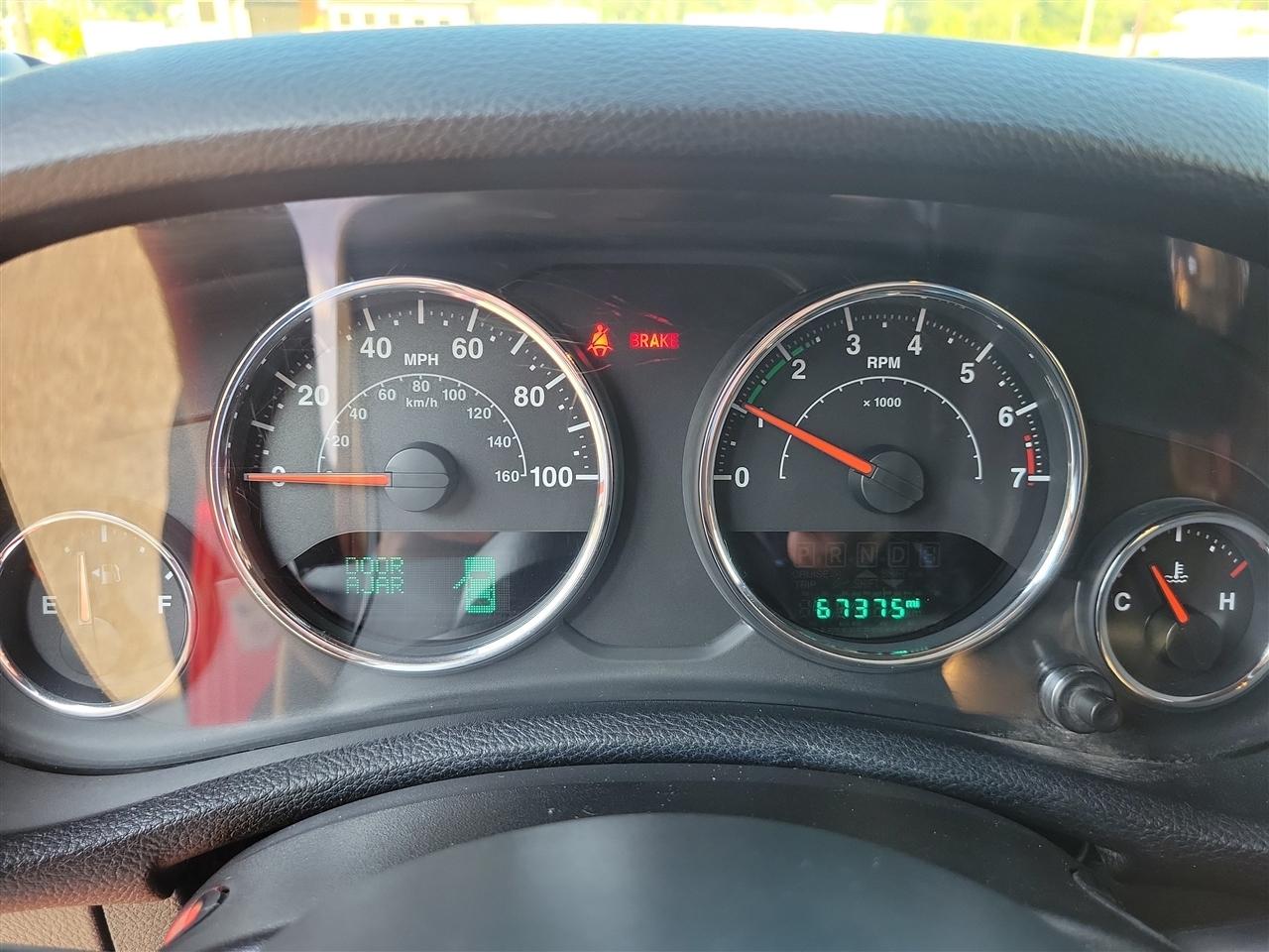 Jeep Wrangler Sahara 4WD 2015