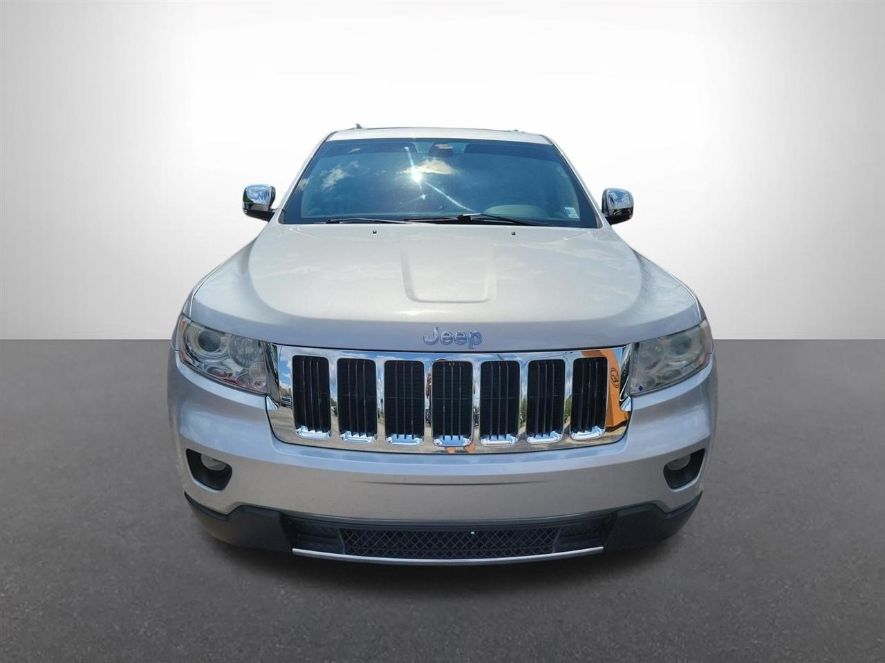Jeep Grand Cherokee Limited 2WD 2012