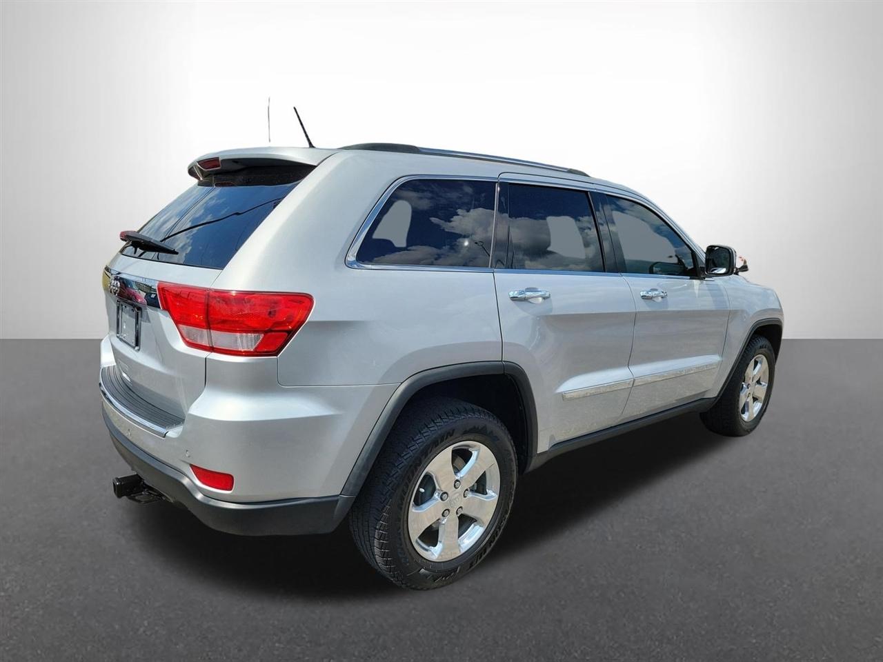 Jeep Grand Cherokee Limited 2WD 2012