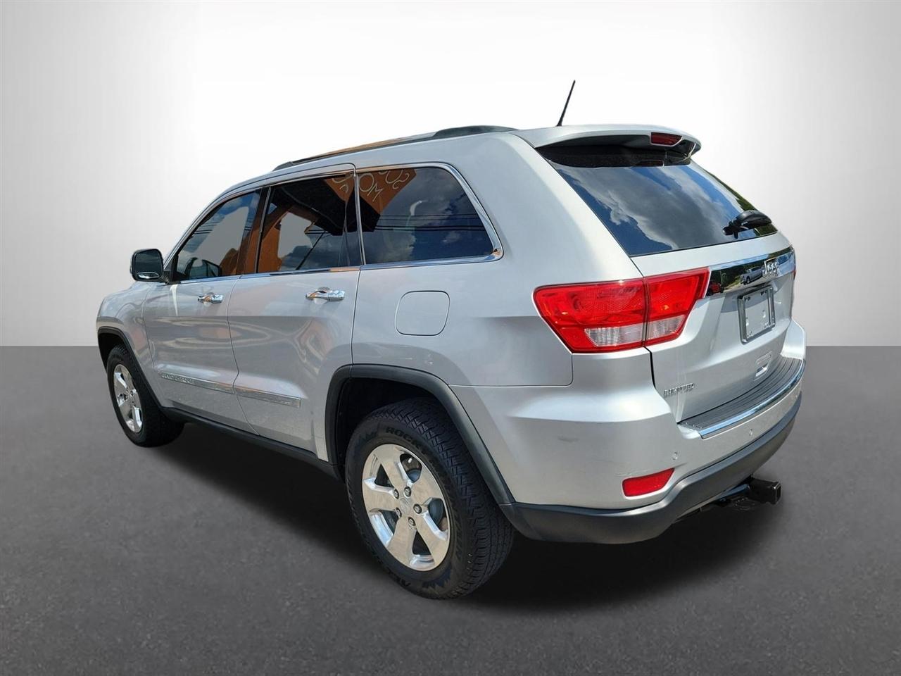 Jeep Grand Cherokee Limited 2WD 2012