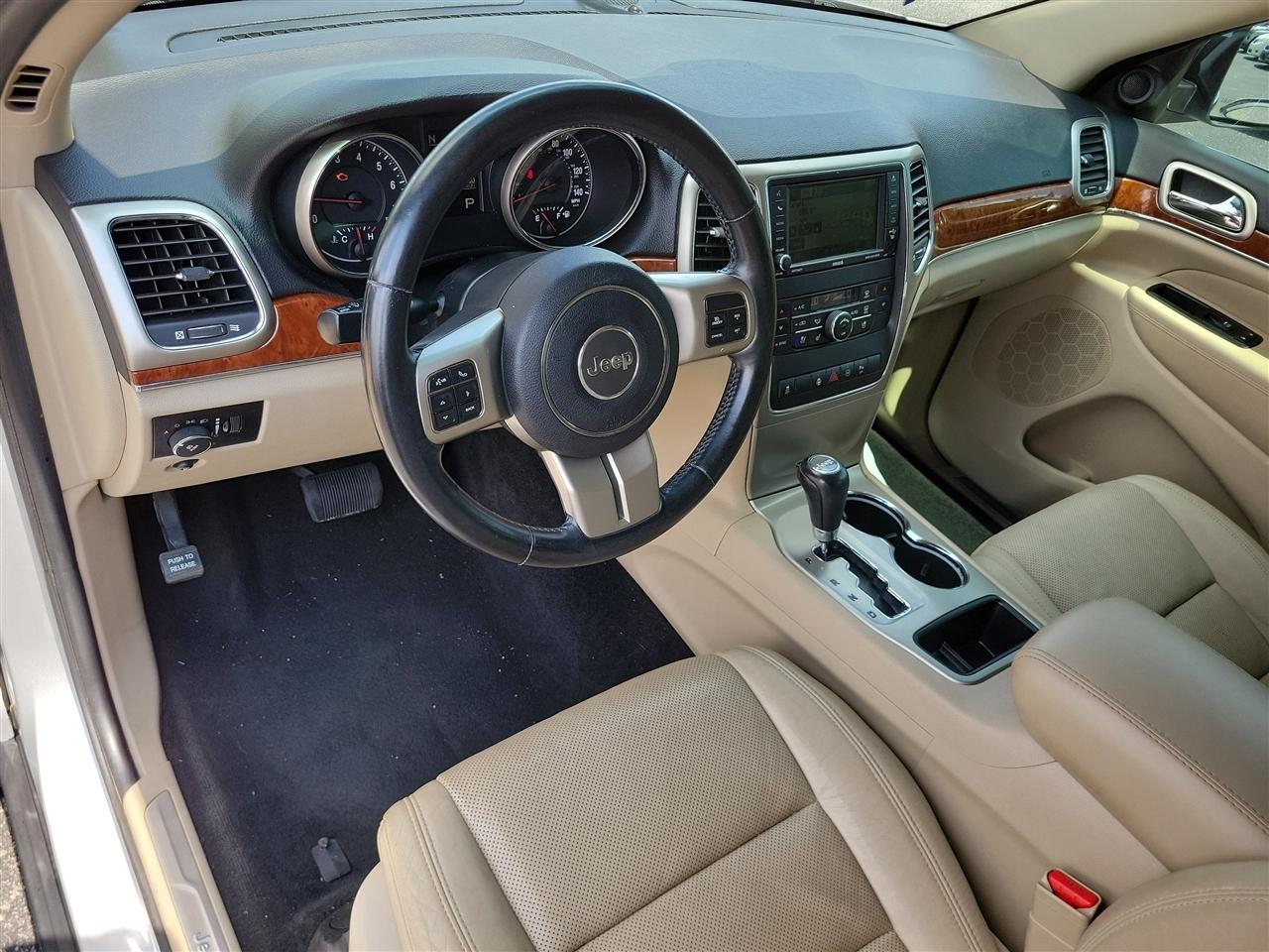 Jeep Grand Cherokee Limited 2WD 2012