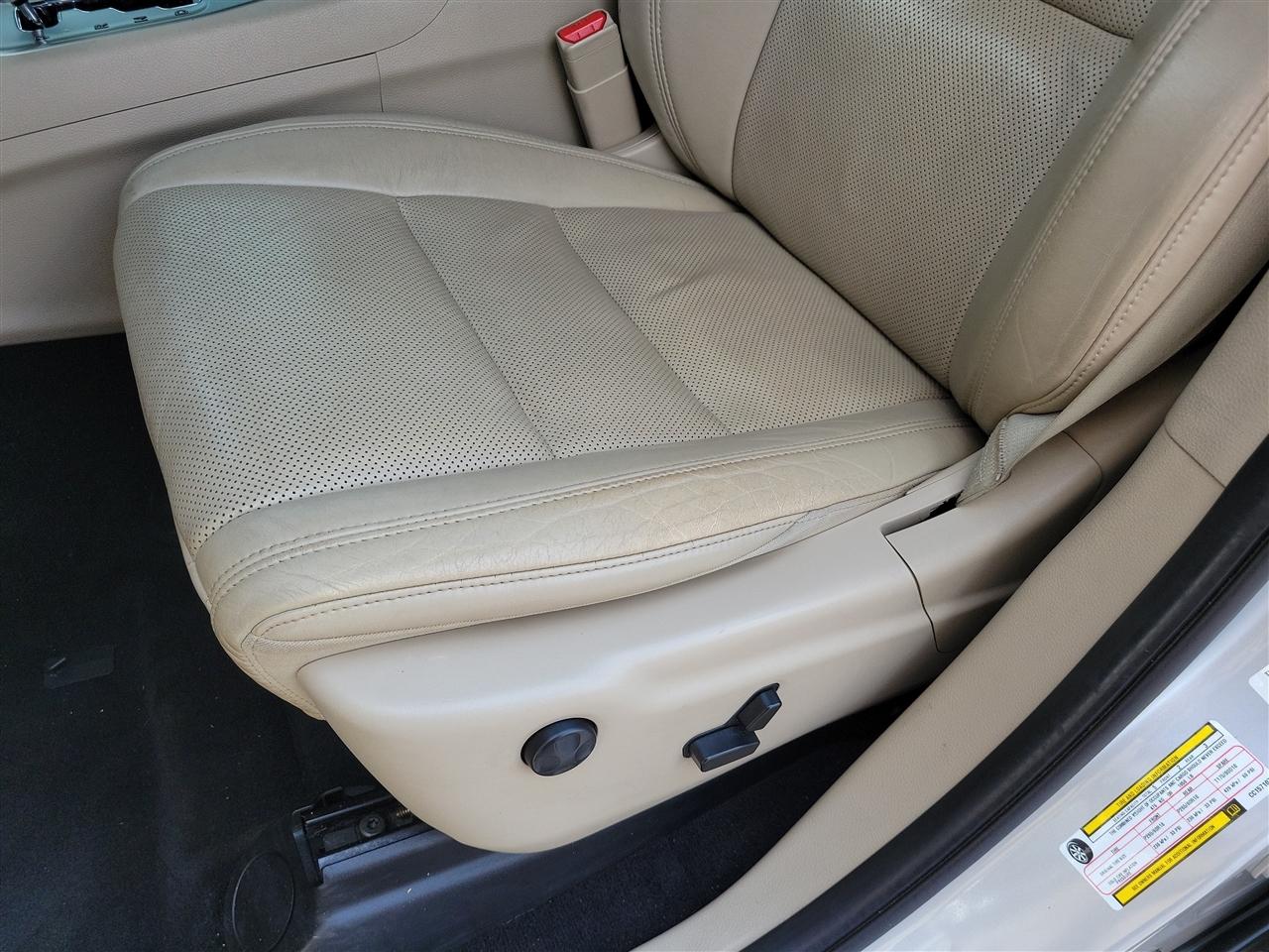 Jeep Grand Cherokee Limited 2WD 2012