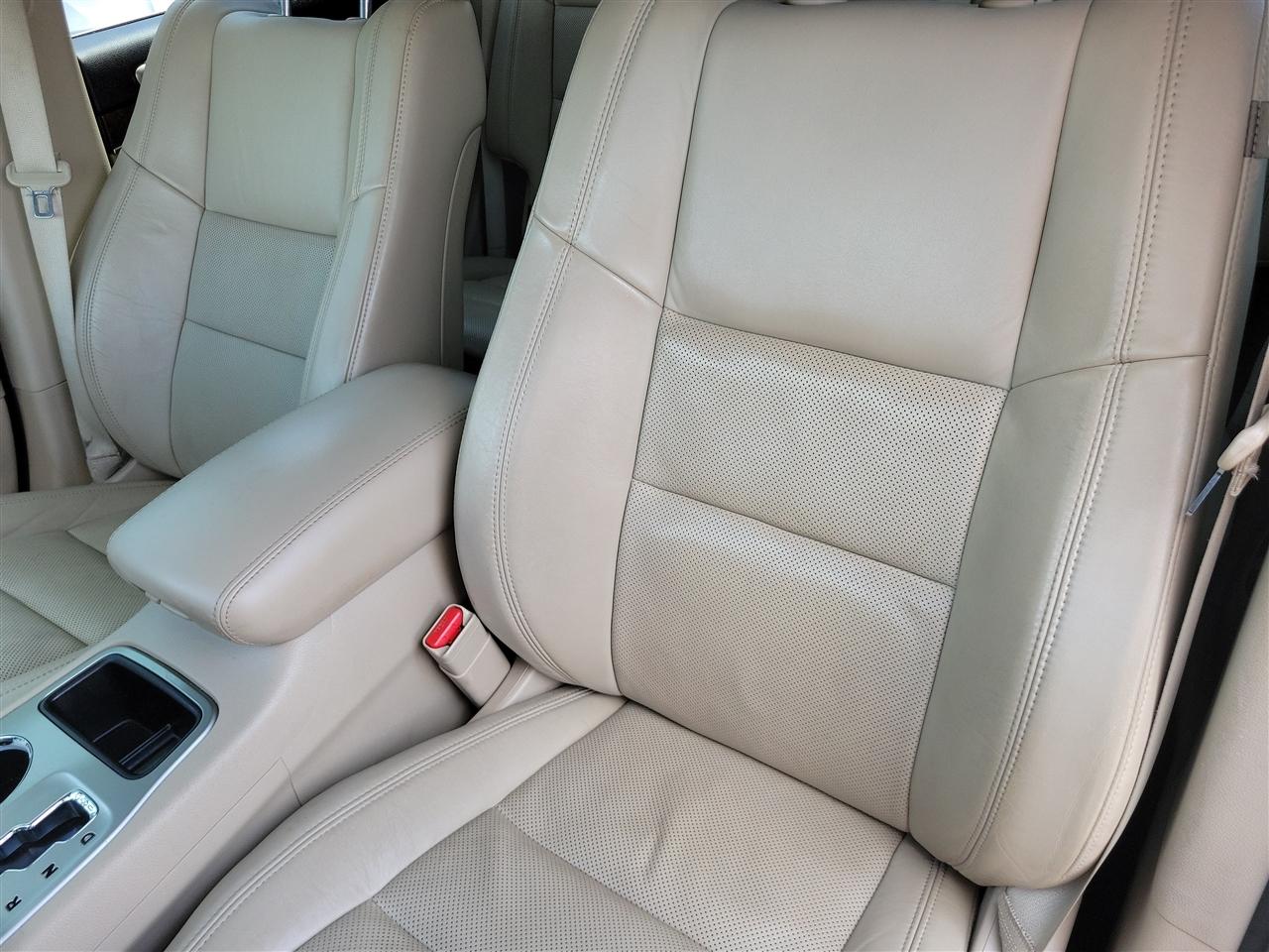 Jeep Grand Cherokee Limited 2WD 2012