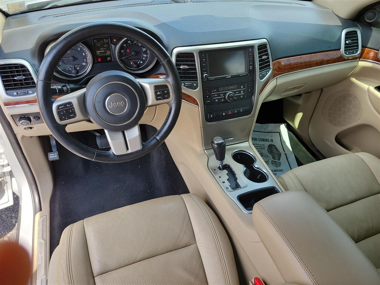 Jeep Grand Cherokee Limited 2WD 2012
