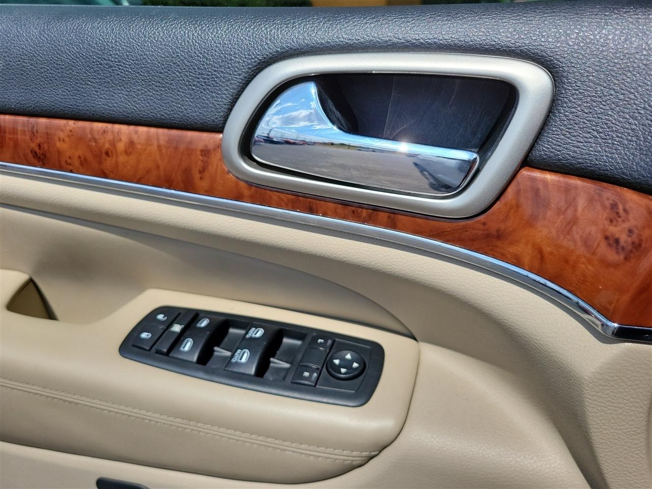 Jeep Grand Cherokee Limited 2WD 2012